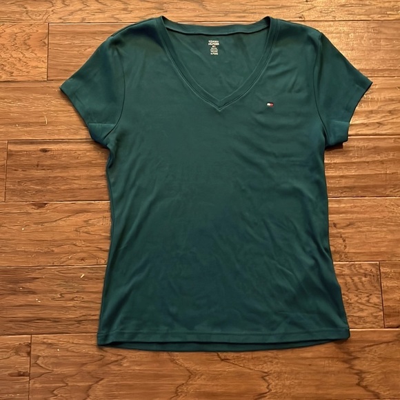 Tommy Hilfiger Classic V Neck Shirt Sleeve Shirt Size XL - Picture 1 of 5